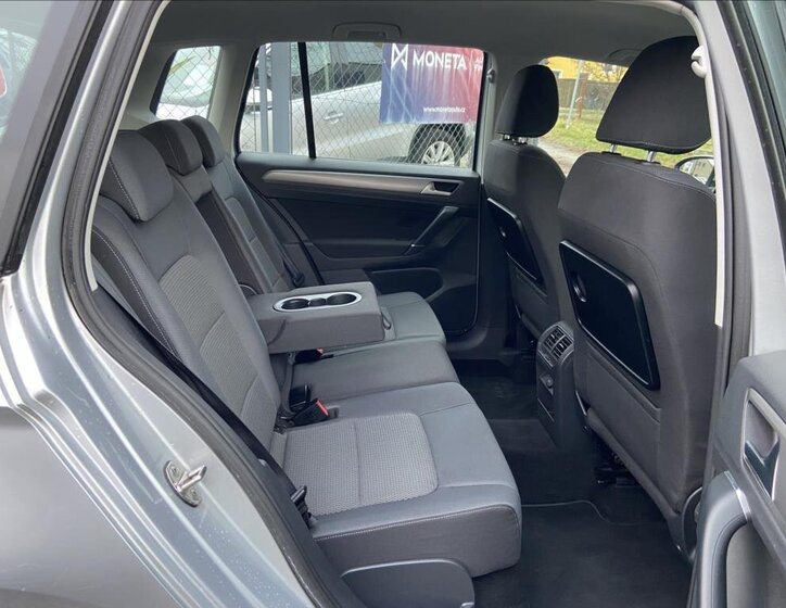 Volkswagen Golf Sportsvan MPV 1,6 l 81 kw