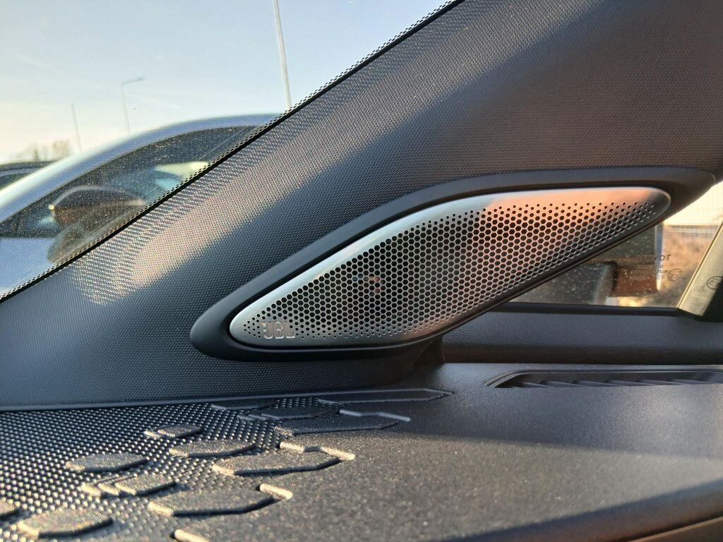 Toyota C-HR SUV / Terénní 2,0 l 112 kw