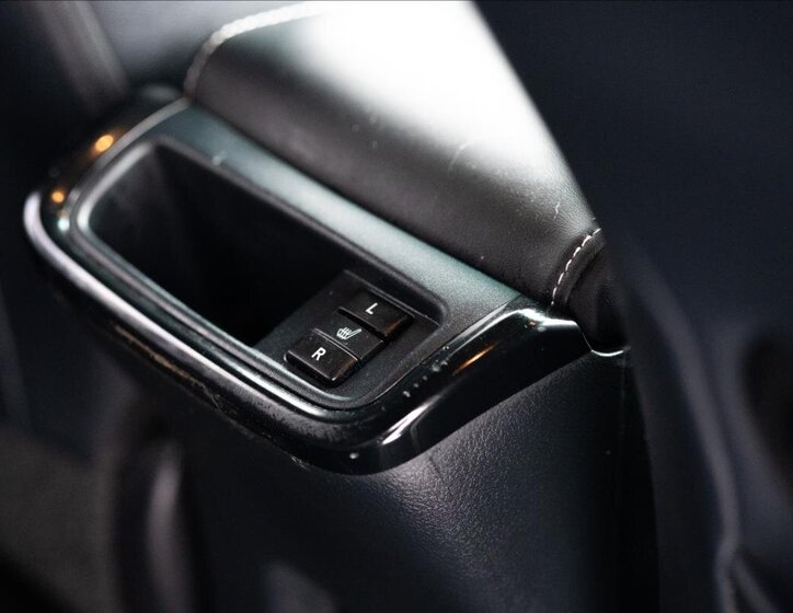 Toyota Hilux Pick-up 2,8 l 150 kw