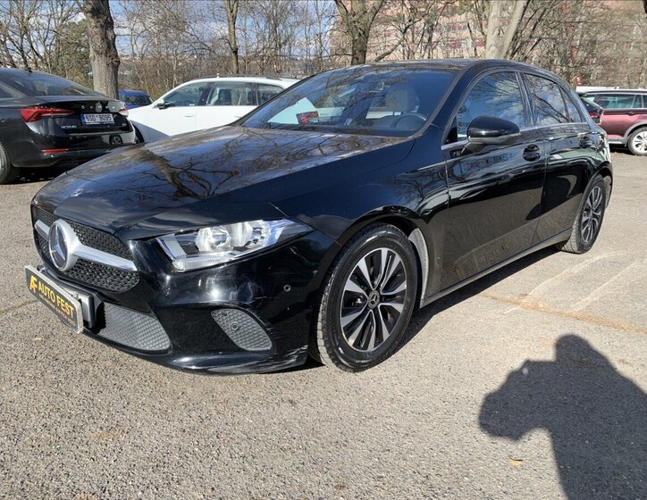 Mercedes-Benz Třídy A Hatchback 1,3 l 120 kw