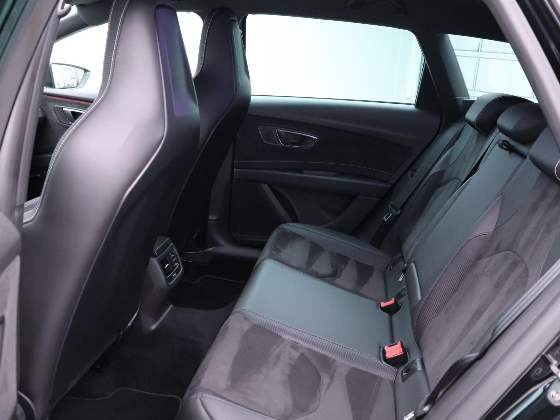 Seat Leon Kombi 2,0 l 221 kw