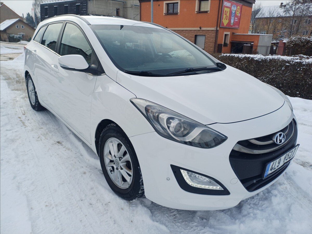 Hyundai i30 Kombi 1,6 l 81 kw