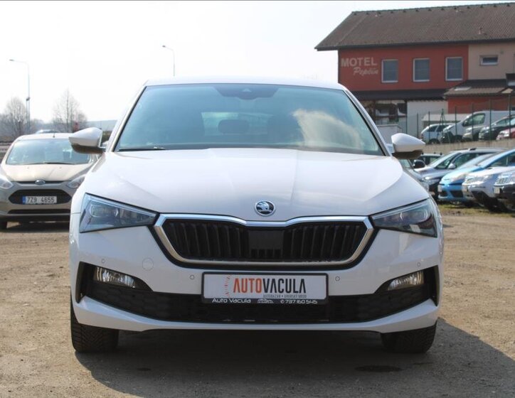 Škoda Scala Hatchback 1,5 l 110 kw