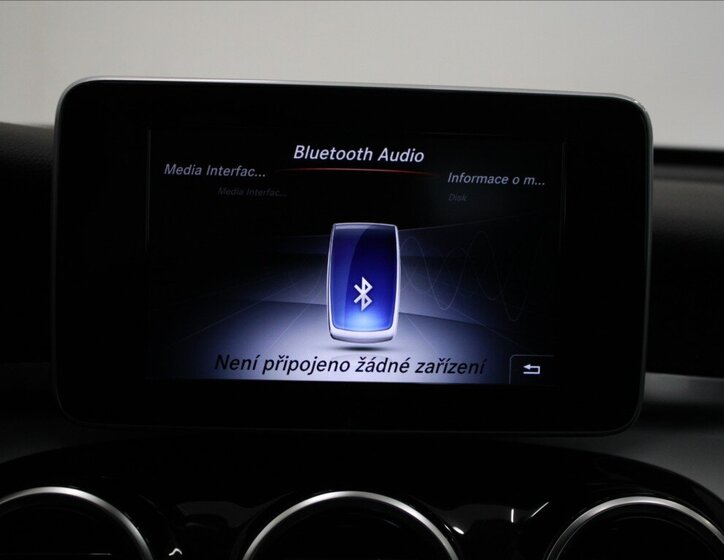 Mercedes-Benz GLC 11