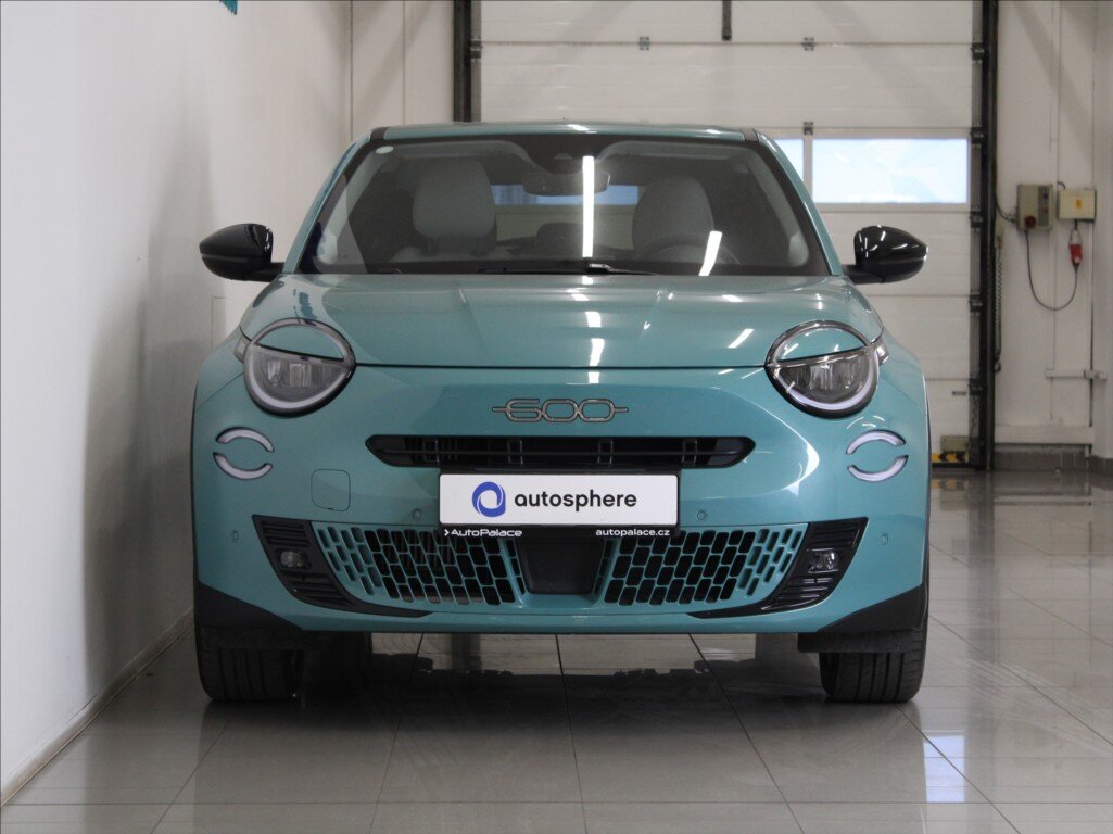 Fiat 600 SUV / Terénní 1,2 l 107 kw