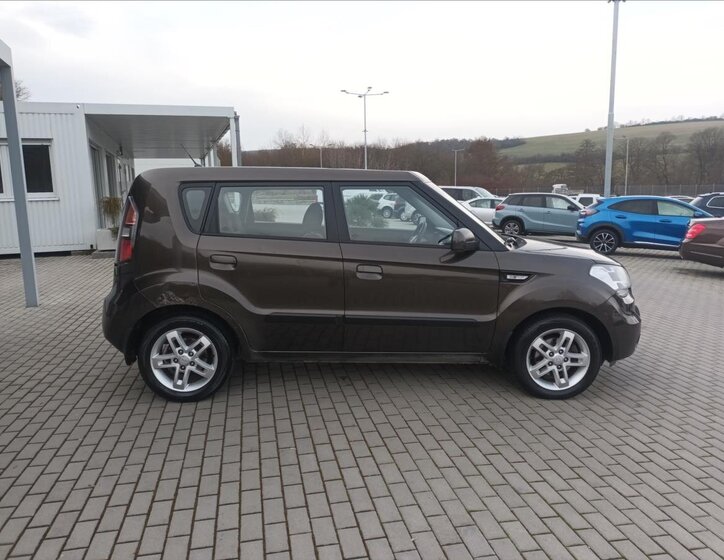 KIA Soul Hatchback 1,6 l 94 kw