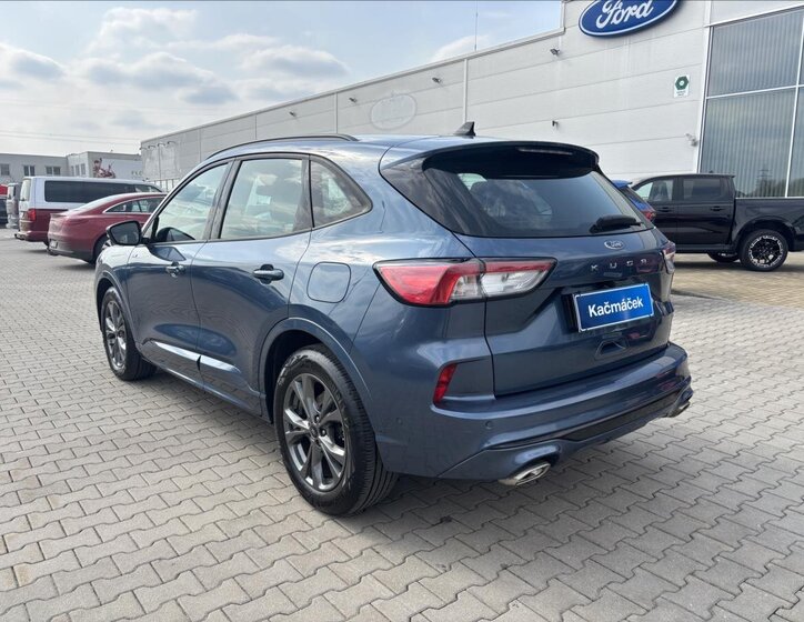 Ford Kuga SUV / Terénní 1,5 l 110 kw
