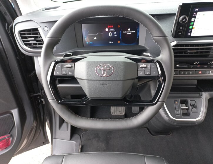 Toyota ProAce Verso 17