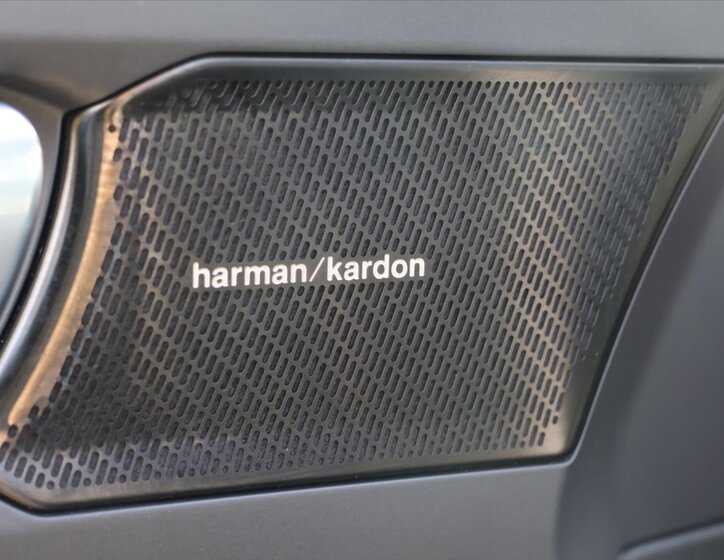 Volvo XC40 SUV / Terénní 2,0 l 140 kw