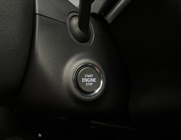 Škoda Karoq SUV / Terénní 1,5 l 110 kw