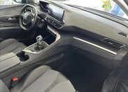Peugeot 3008 SUV / Terénní 1,5 l 96 kw