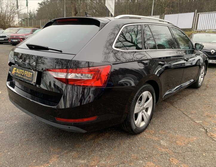 Škoda Superb 5