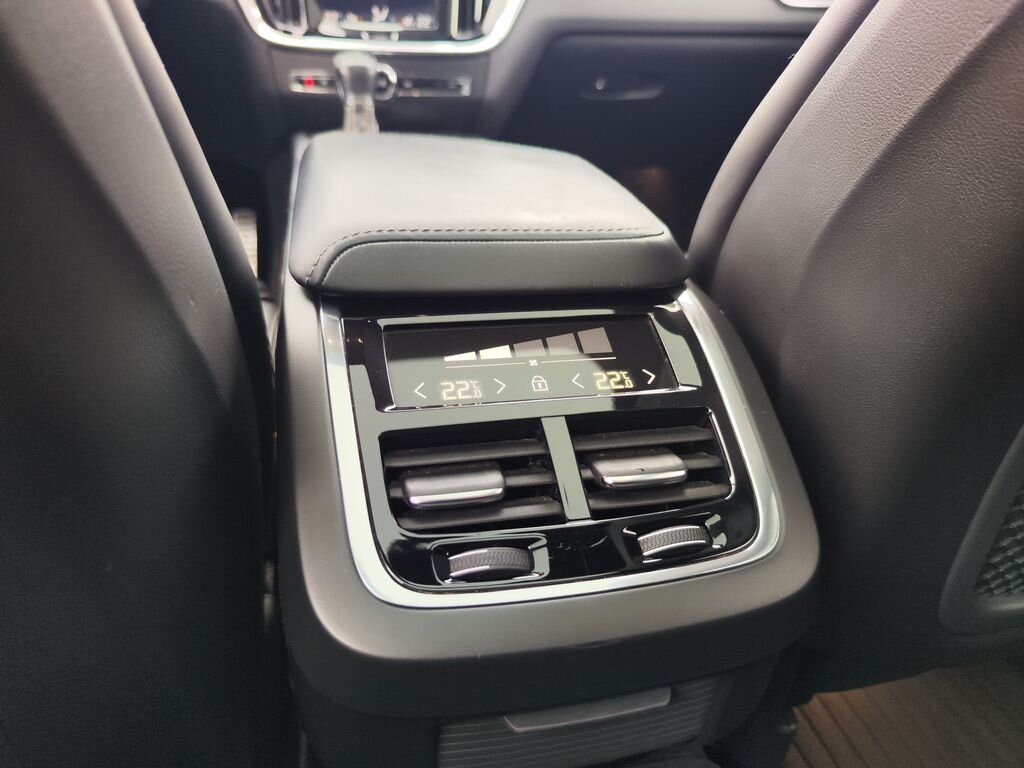 Volvo V60 Kombi 2,0 l 240 kw