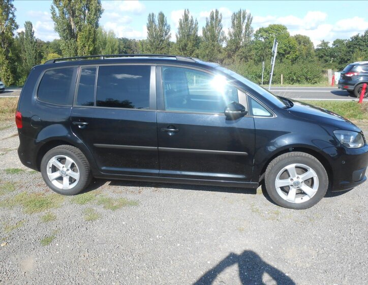 Volkswagen Touran MPV 1,6 l 77 kw