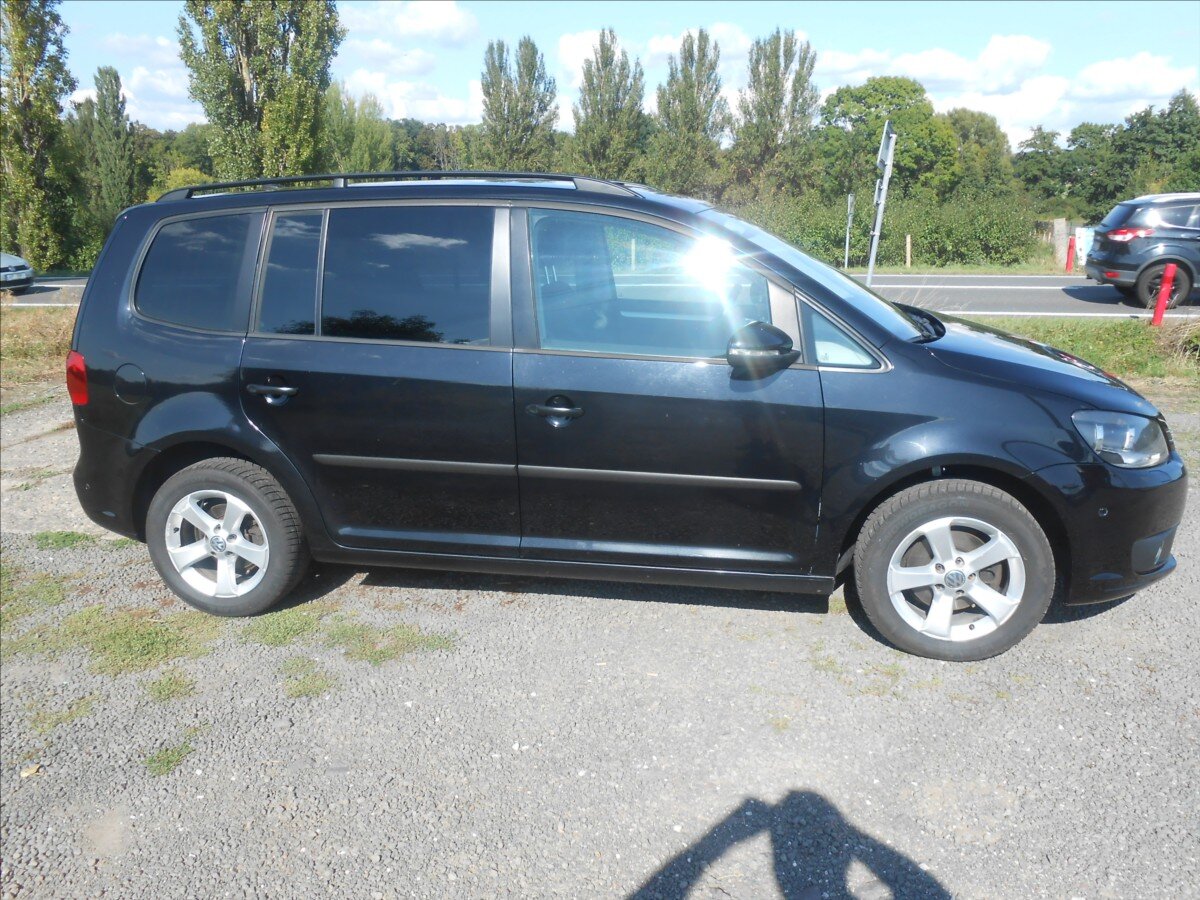 Volkswagen Touran MPV 1,6 l 77 kw