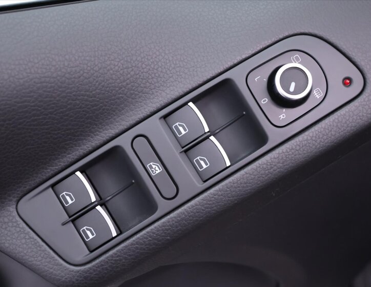 Volkswagen Tiguan SUV 2,0 l 81 kw