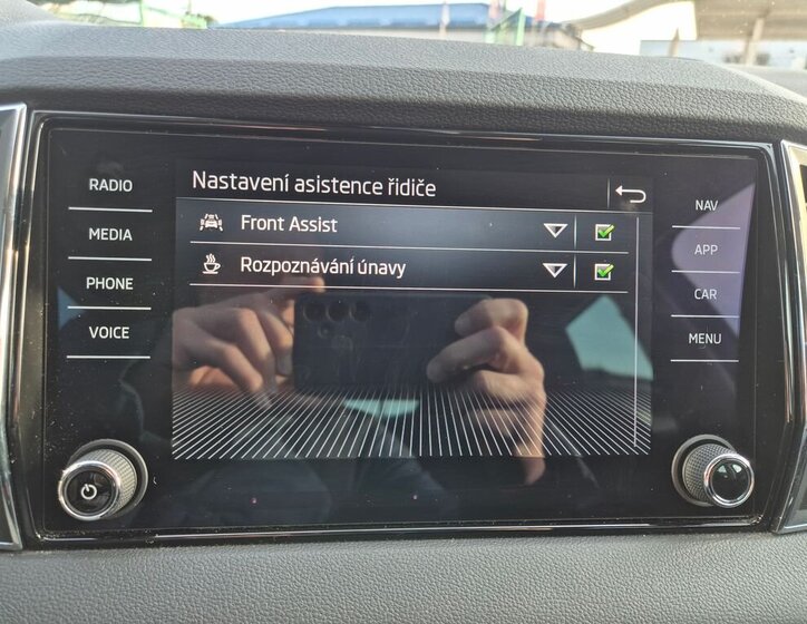 Škoda Karoq SUV 1,5 l 110 kw