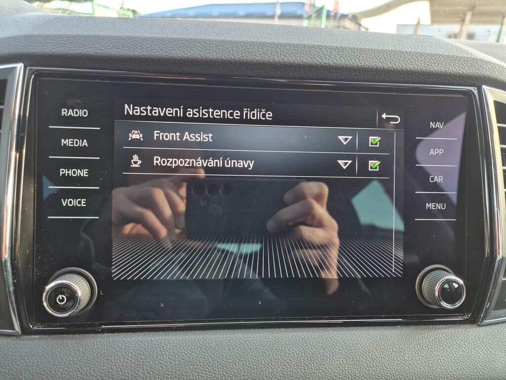 Škoda Karoq SUV 1,5 l 110 kw