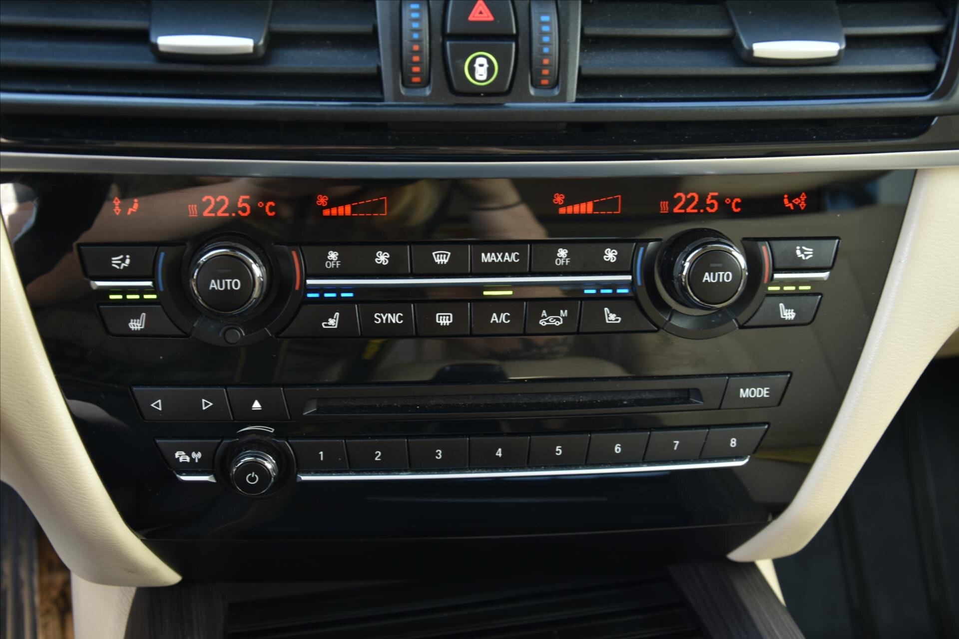 BMW X5 SUV / Terénní 3,0 l 230 kw