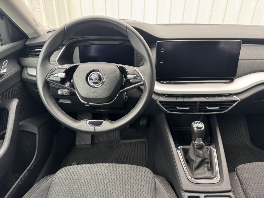 Škoda Octavia Sedan / Limuzína 1,5 l 110 kw