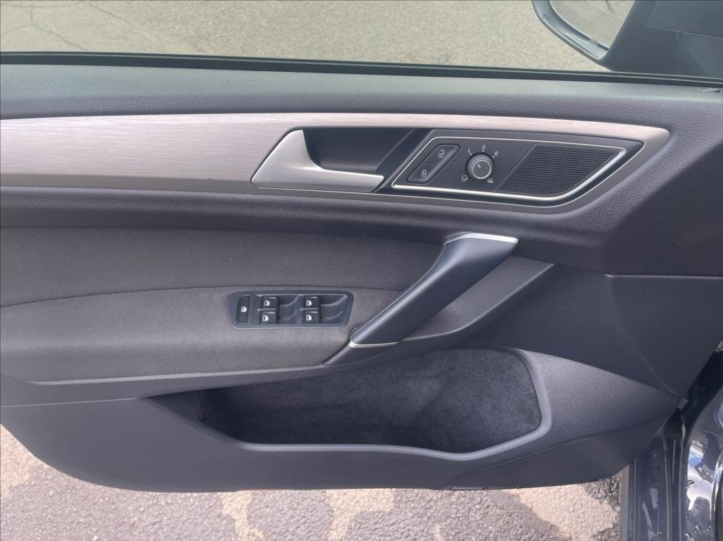 Volkswagen Golf Sportsvan MPV 2,0 l 110 kw