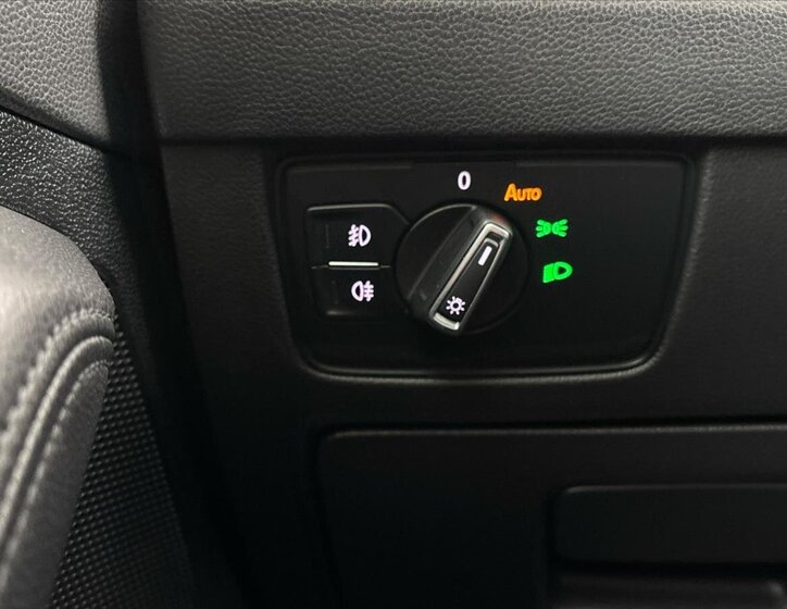 Volkswagen Passat Kombi 2,0 l 140 kw