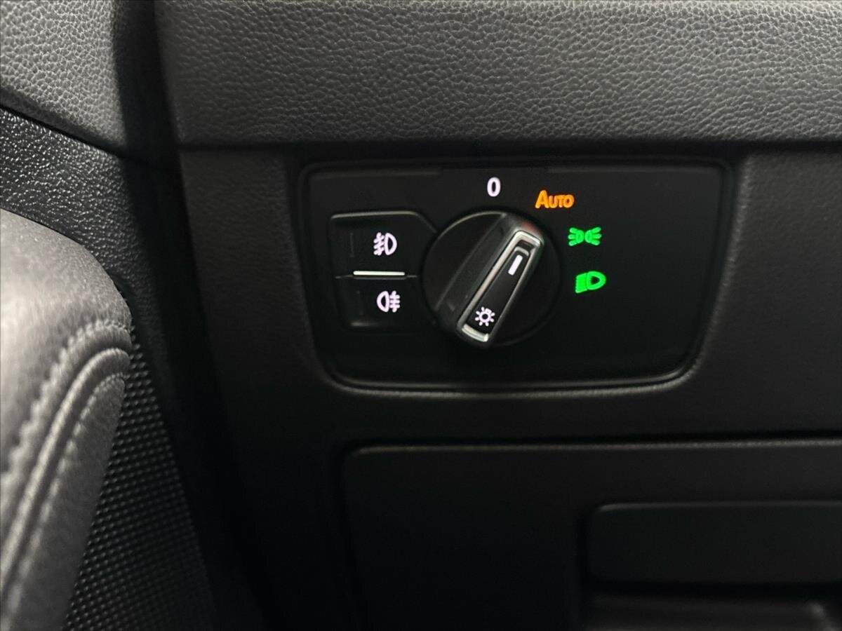 Volkswagen Passat Kombi 2,0 l 140 kw