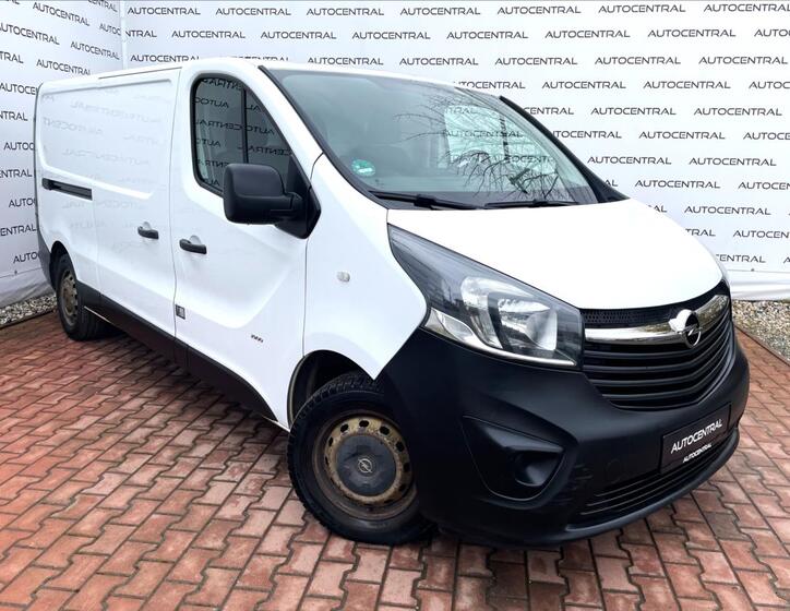 Opel Vivaro 1
