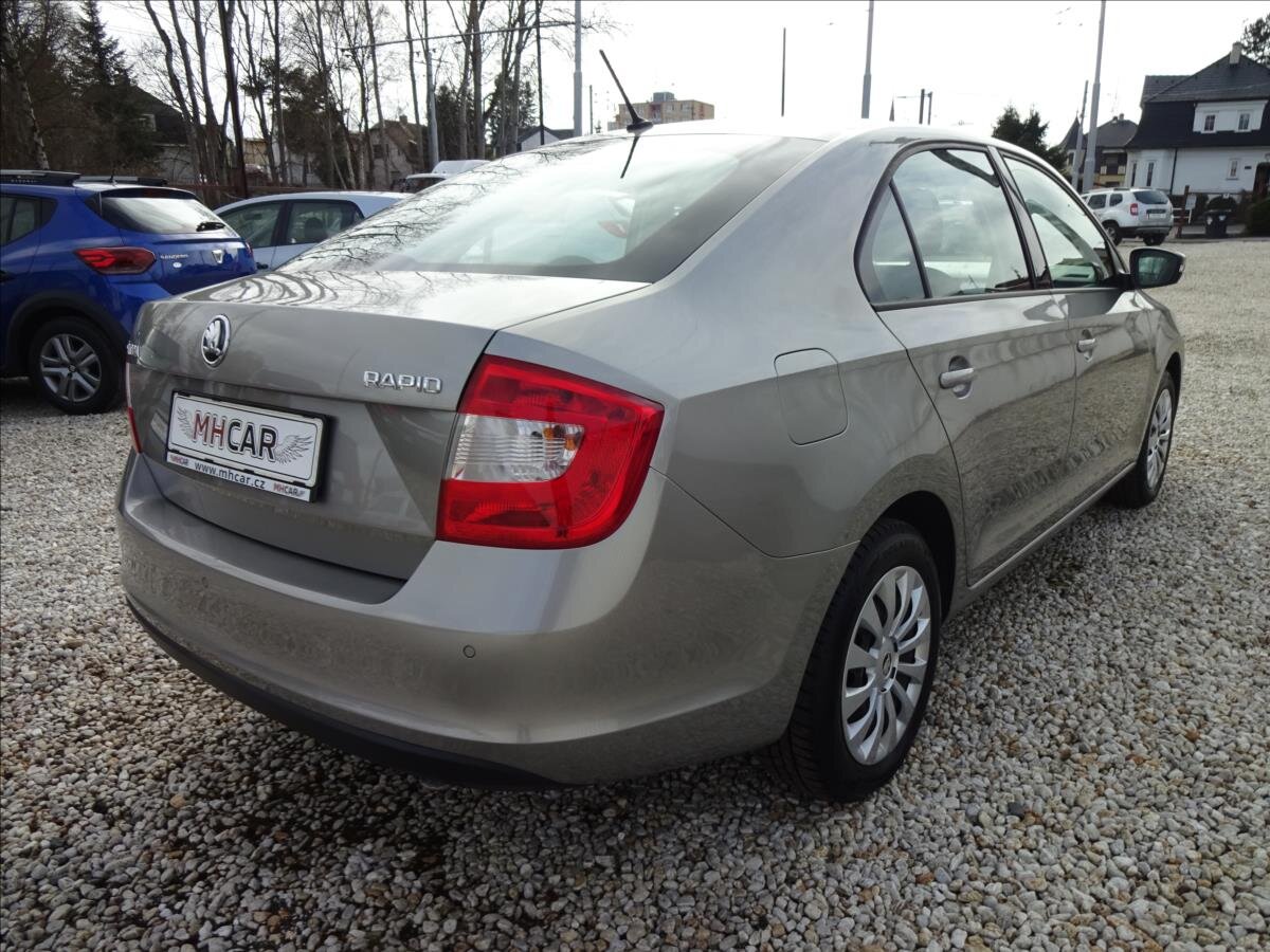 Škoda Rapid Sedan / Limuzína 1,2 l 66 kw