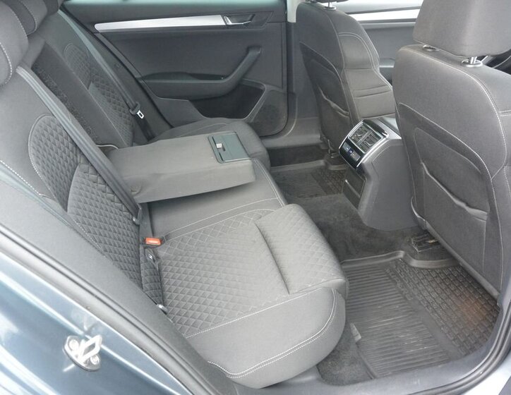 Škoda Superb Kombi 2,0 l 140 kw