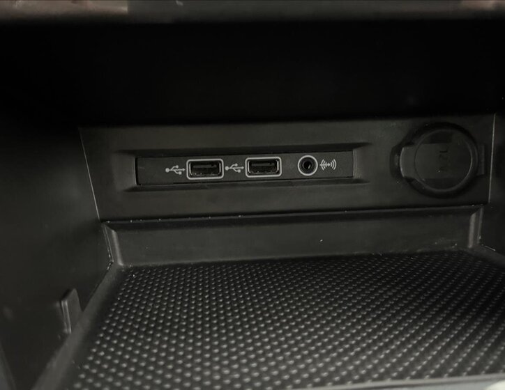 Volkswagen Tiguan SUV 1,5 l 110 kw