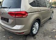 Volkswagen Touran 10