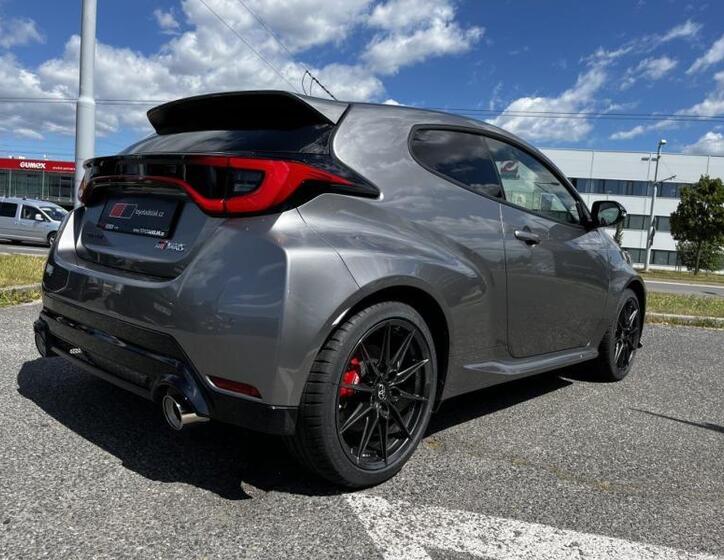 Toyota GR Yaris 6