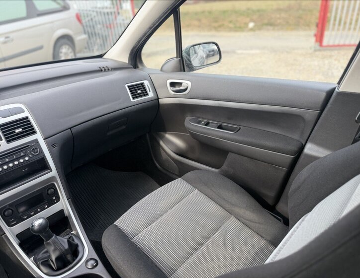 Peugeot 307 Hatchback 1,6 l 80 kw