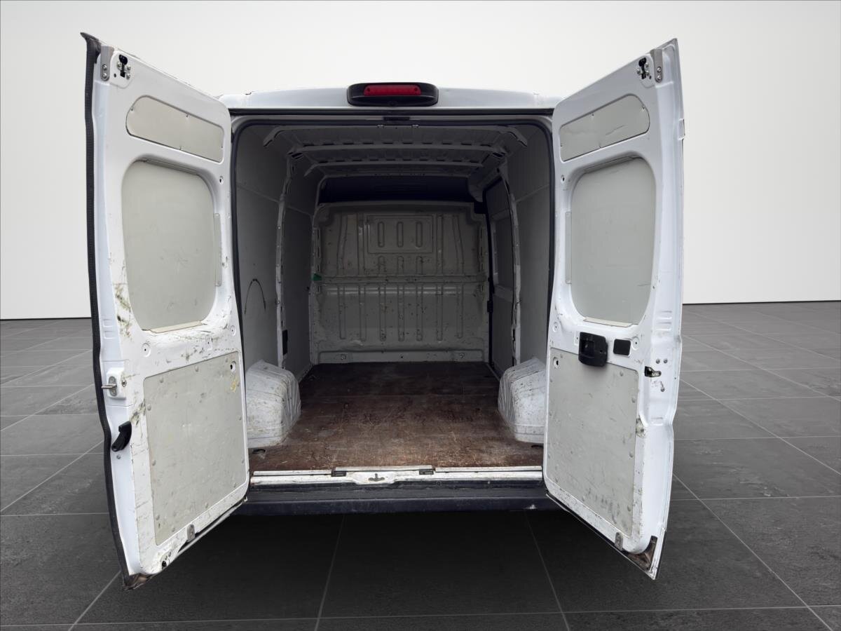 Opel Movano Skříň 2,2 l 103 kw