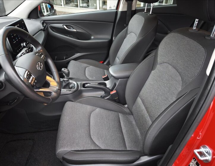 Hyundai i30 Hatchback 998,0 88 kw