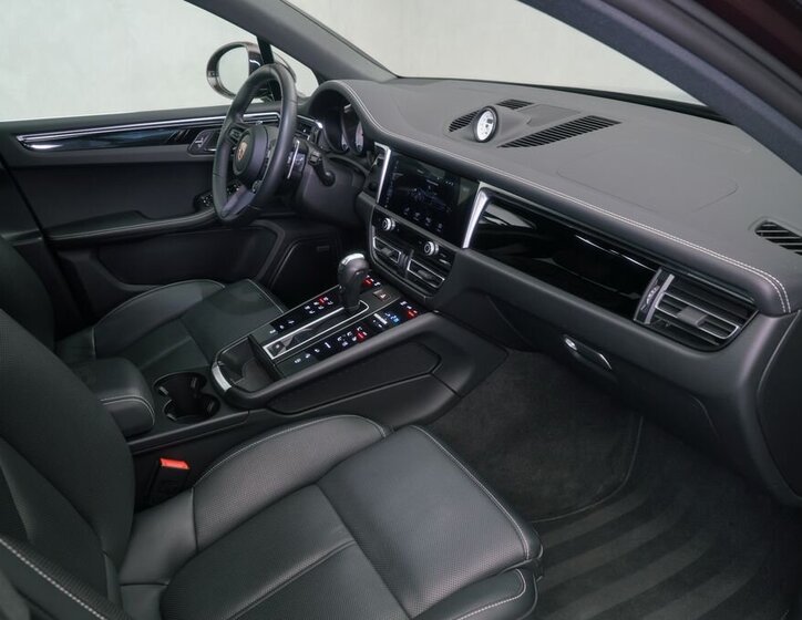 Porsche Macan SUV / Terénní 2,9 l 280 kw