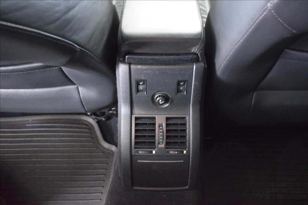 Škoda Superb Sedan / Limuzína 2,8 l 142 kw