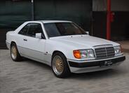 Mercedes-Benz 200 1