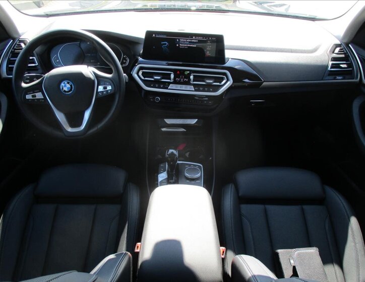 BMW X3 SUV / Terénní 2,0 l 215 kw