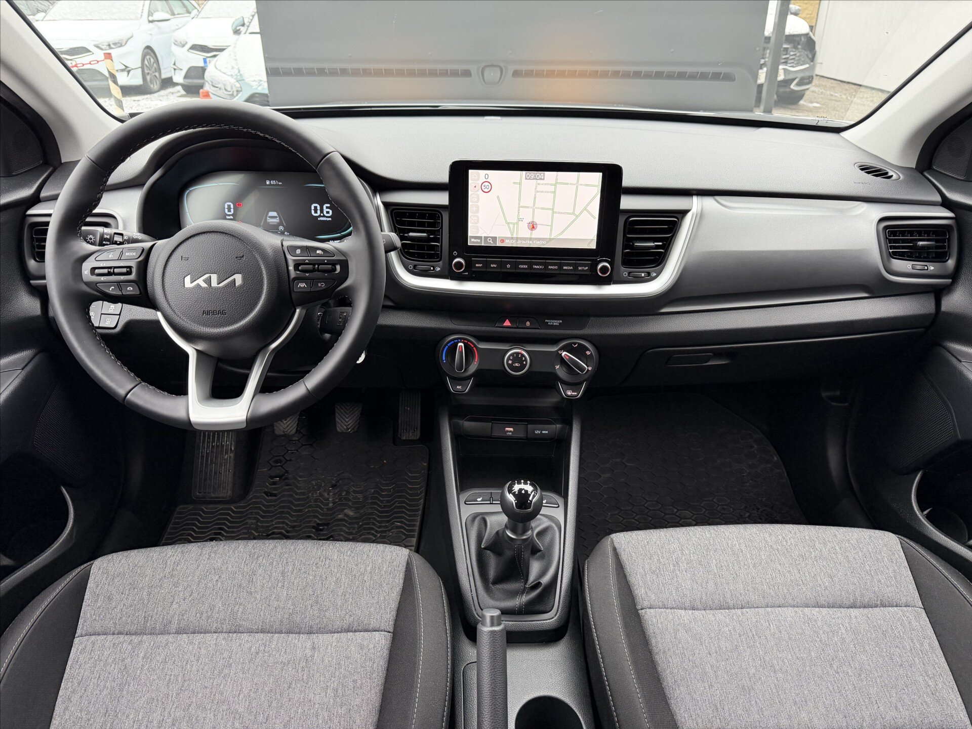 KIA Stonic SUV 1,2 l 58 kw