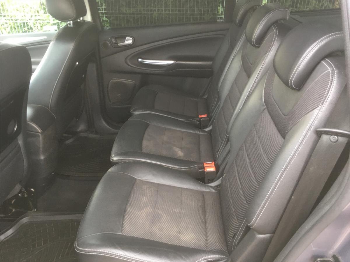 Ford Galaxy Kombi 2,0 l 120 kw