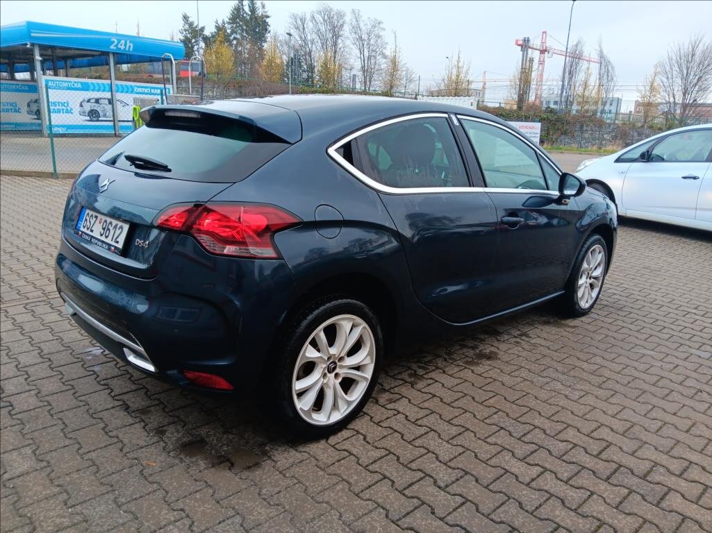 Citroën DS4 Hatchback 1,2 l 96 kw