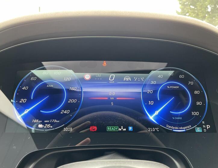 Mercedes-Benz EQS 10