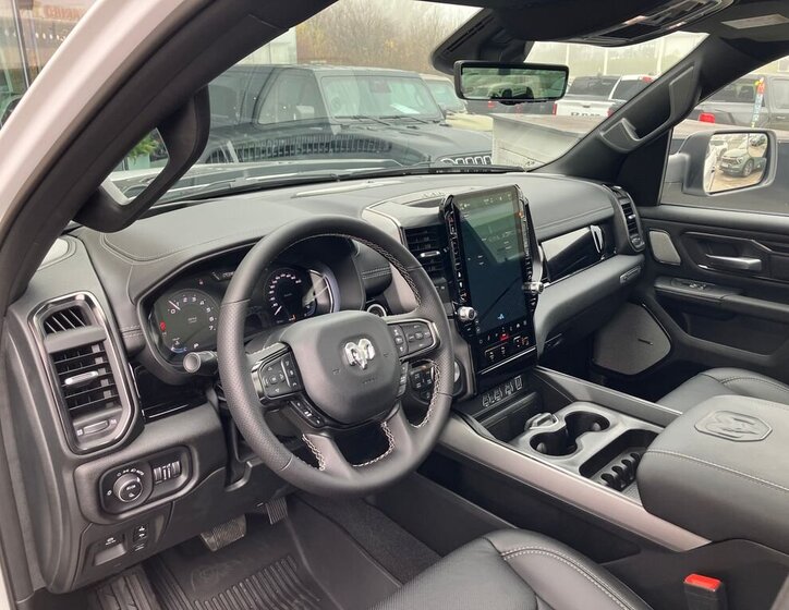 Dodge RAM Pick-up 3,0 l 313 kw