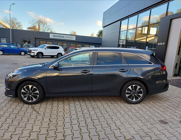 KIA Ceed 8