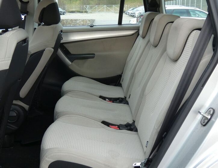 Citroën C4 Picasso 24