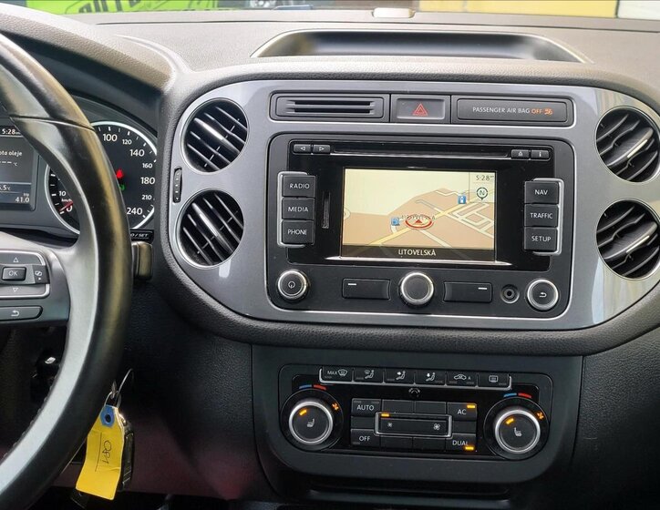 Volkswagen Tiguan SUV 2,0 l 103 kw