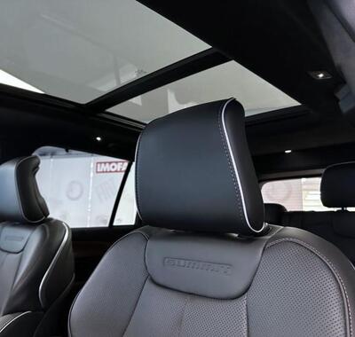 Jeep Grand Cherokee 24