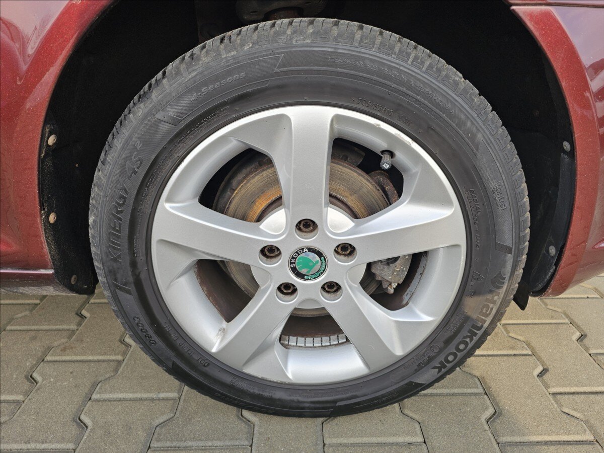 Škoda Octavia Kombi 1,2 l 77 kw